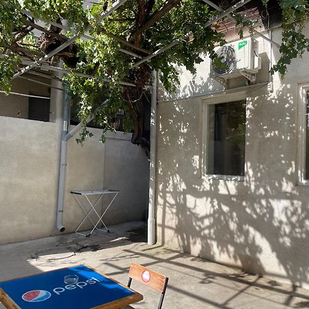 Apartment In The City Center With The Garden Erevan Exterior foto